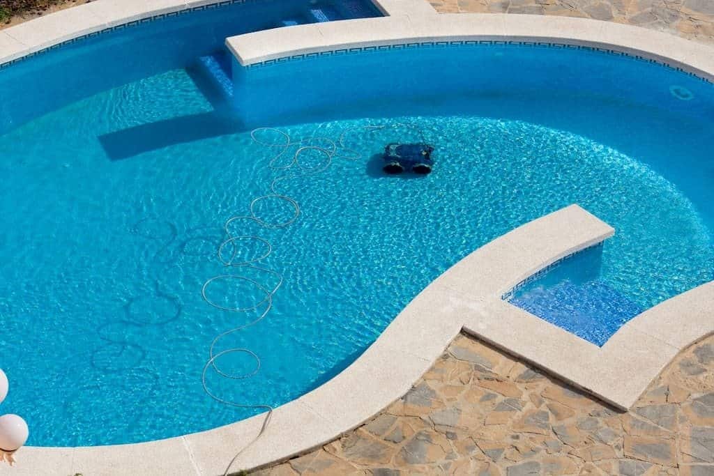 robot piscine